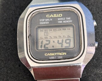 Vintage Casio Casiotron S-14/ Watch Mens Digital LCD World Time
