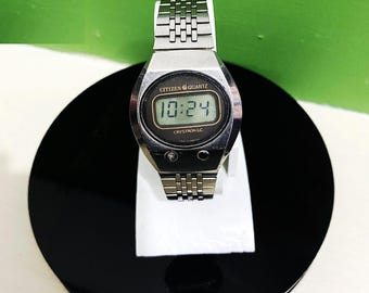 RARE Vintage Citizen Crystron/ LC Quartz Digital Watch / 1970s