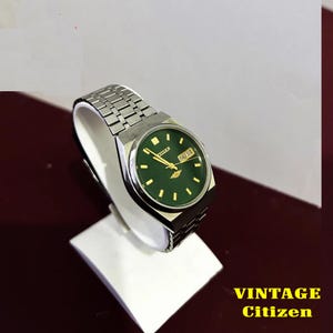 Vintage Citizen 038941- SMT Automatic  TCDD Men&#39;s Wrist Watch/ Silver Case  Militaray Green Color Dial Very good Condition/