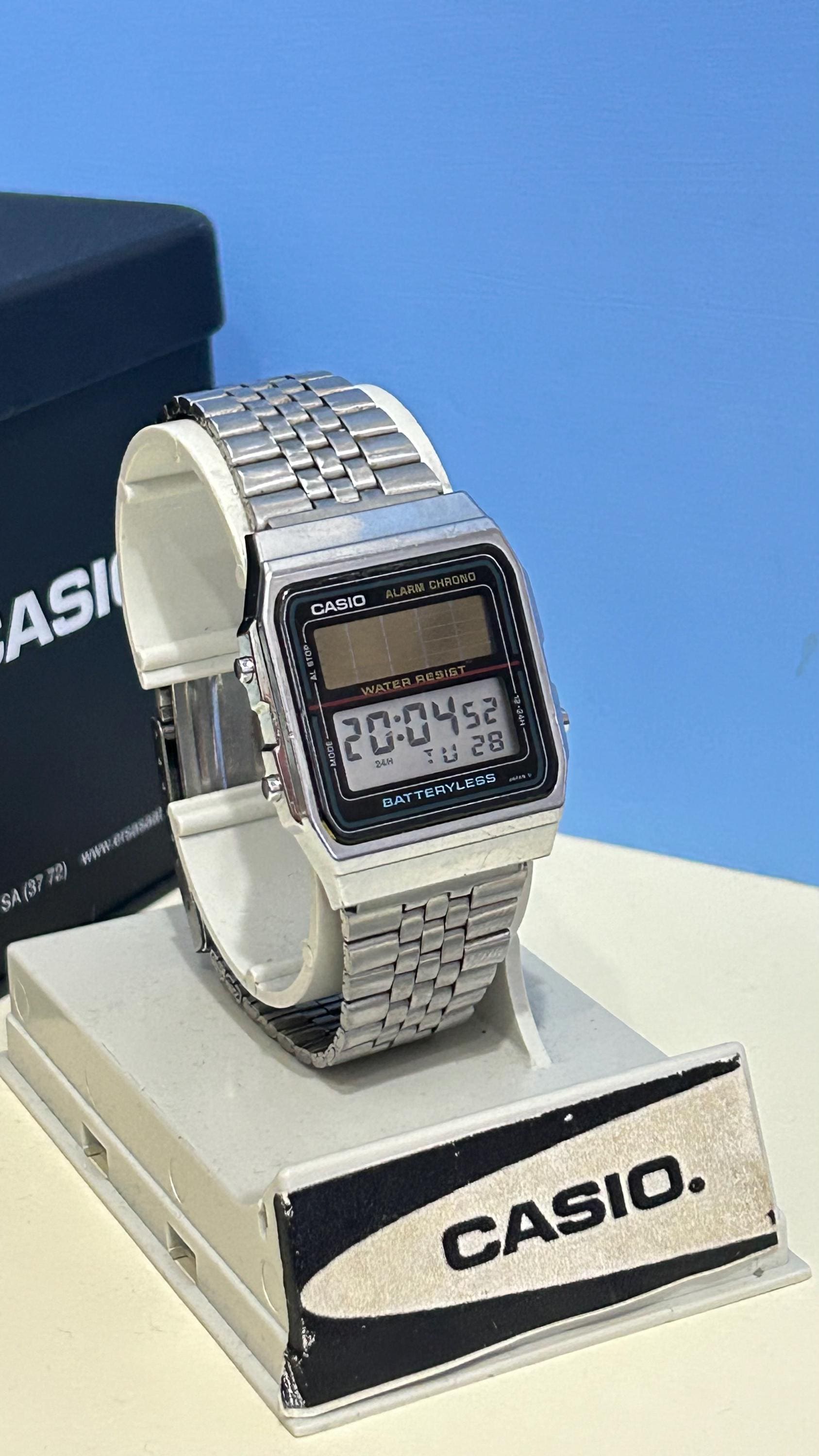 CASIO AL-180 デジタルソーラー腕時計 Casio Solar 2505 Quartz AL-180 Digital Vintage Men's Watch