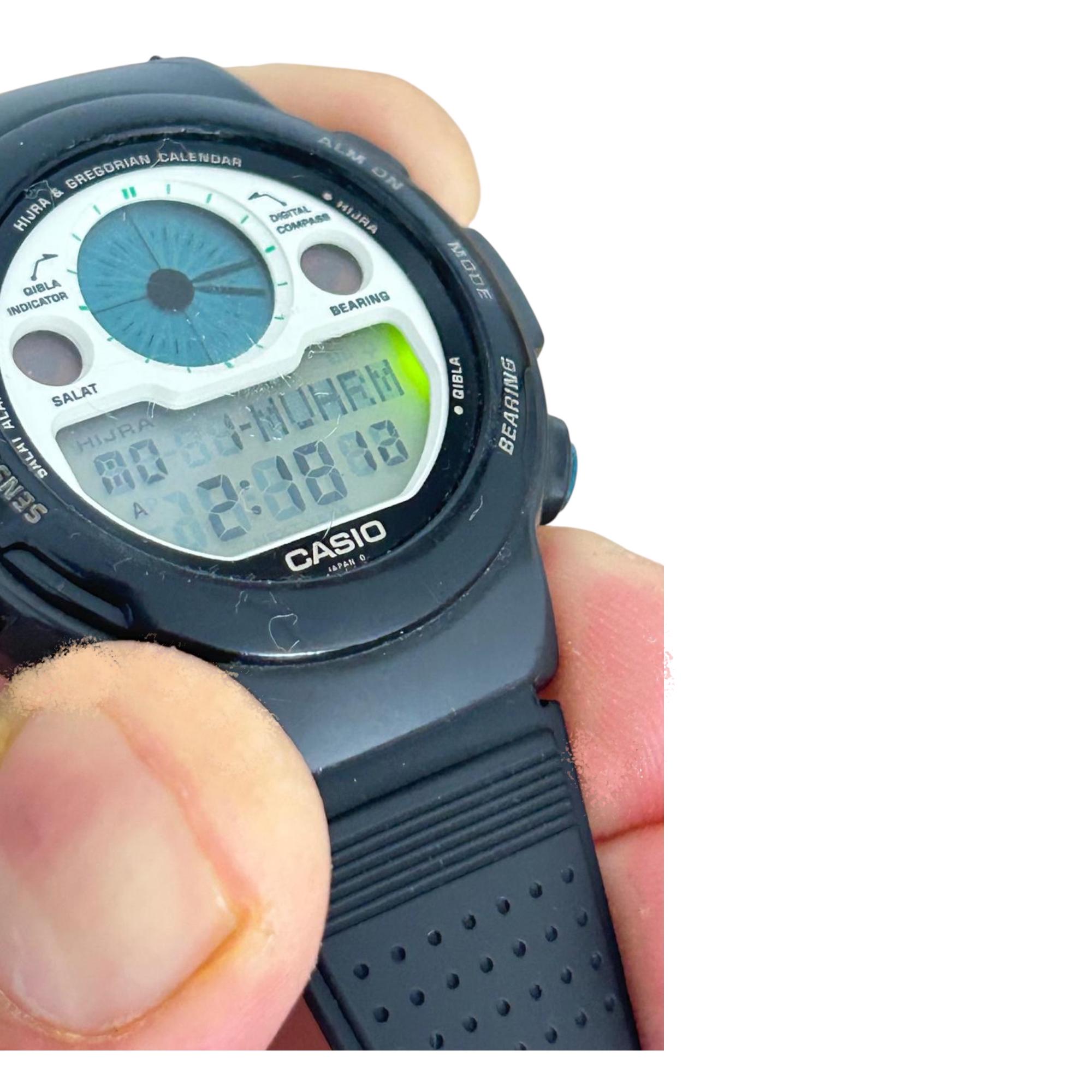 Rare Vintage Casio CPW-310 Compass Prayer Watch: Soft Silicone