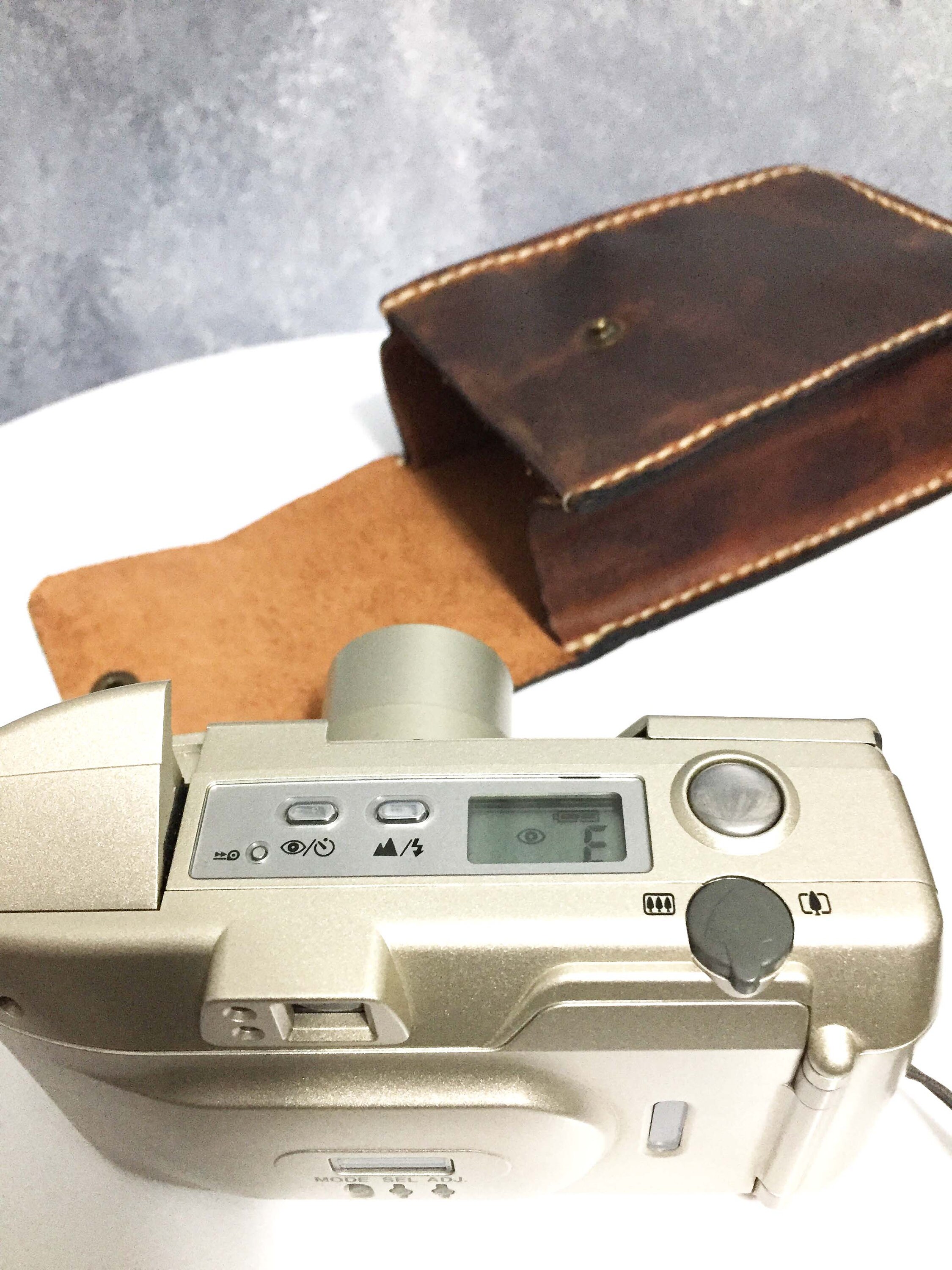 Vintage Nikon Lite Touch Zoom 70ws/ Handmade Leather Case/nikon