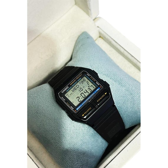 希少　カシオ　CASIO データバンク150 メンズ　腕時計　中古品 希少 カシオ CASIO データバンク150 メンズ 腕時計 中古品 2025