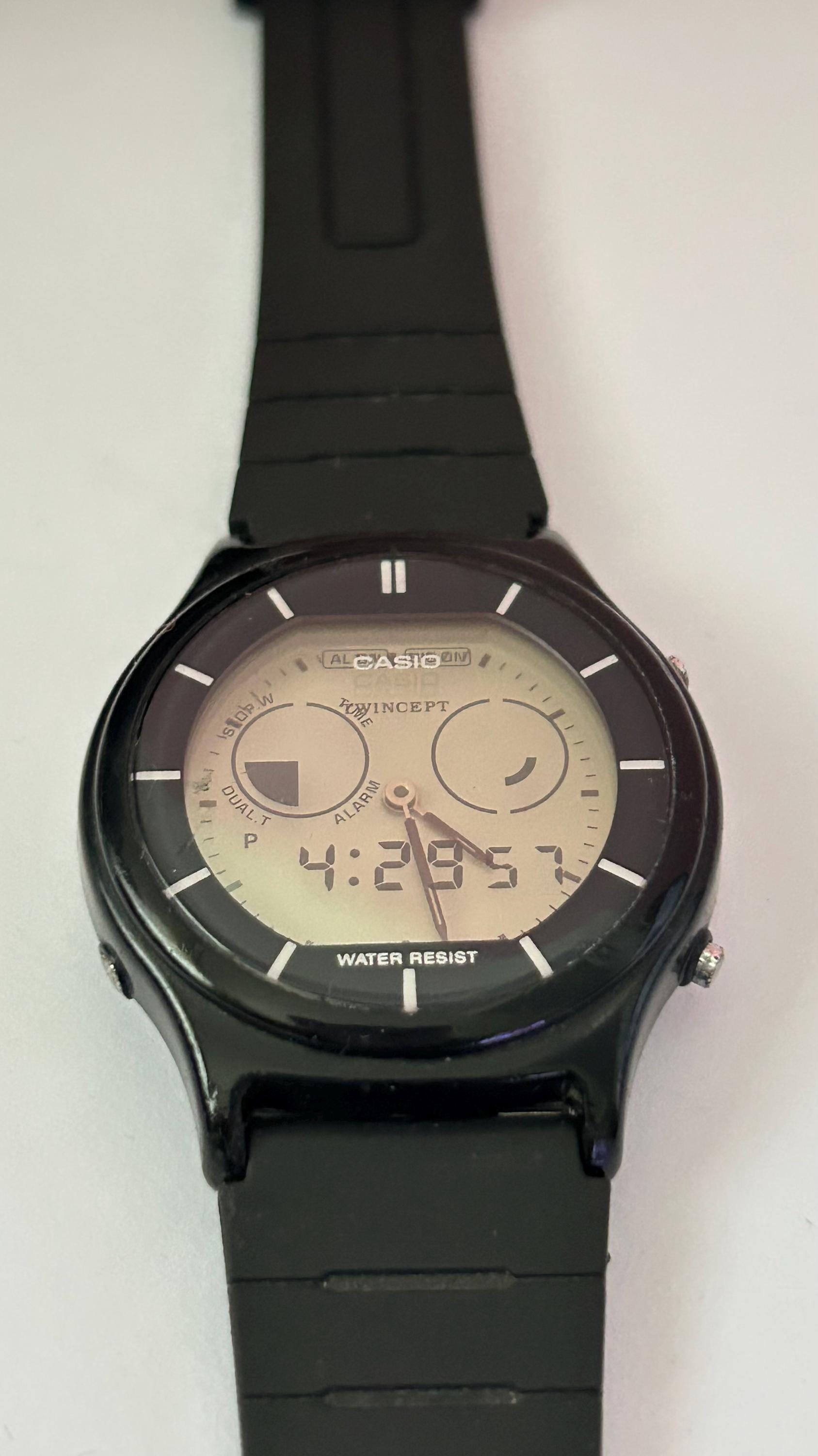 Rare Vintage Casio AQX-11 Twincept Ana-digi Graph Digital