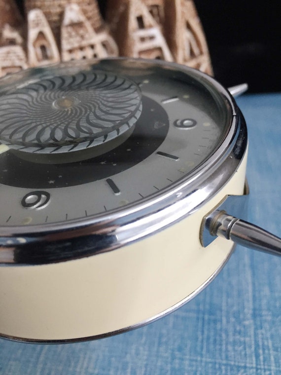 Vintage Alarm clock 1960s, Animated clock, China alar… - Gem