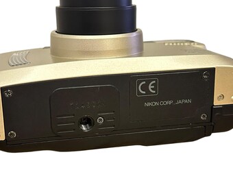 ビンテージ Nikon One Touch Zoom 90年代カメラ（フルセット、動作確認