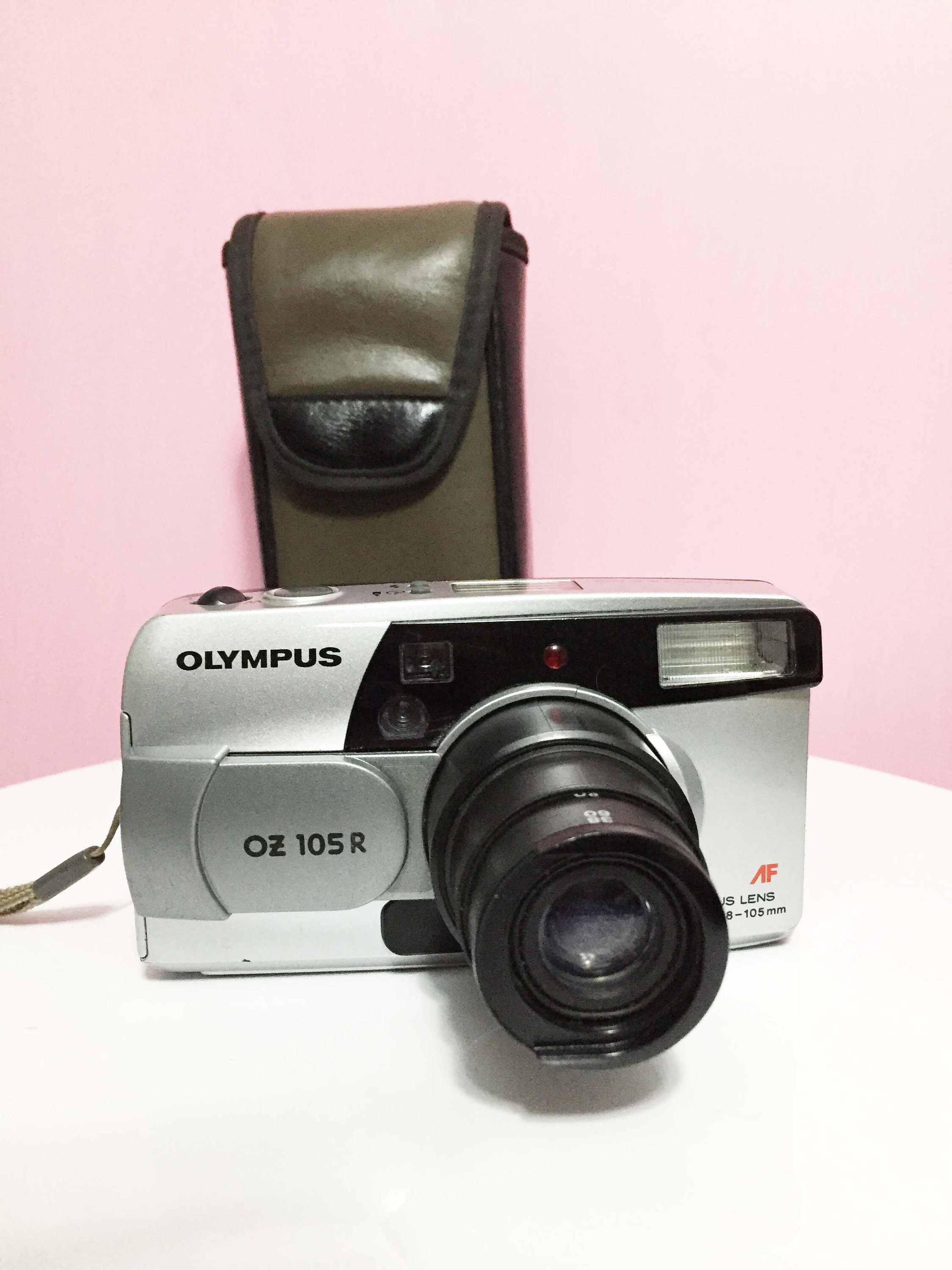 OLYMPUS OZ 105r/olympus Accura Zoom/ Case/vintage Good