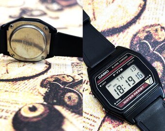 a*w様 CASIO F-77W デジタル腕時計　ビンテージ RARE Casio Quartz F-77W Digital Vintage Men's Watch 1980s