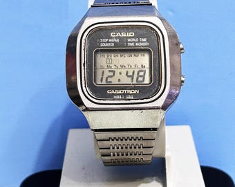 Vintage Casio Casiotron S-14/ Watch Mens Digital LCD World