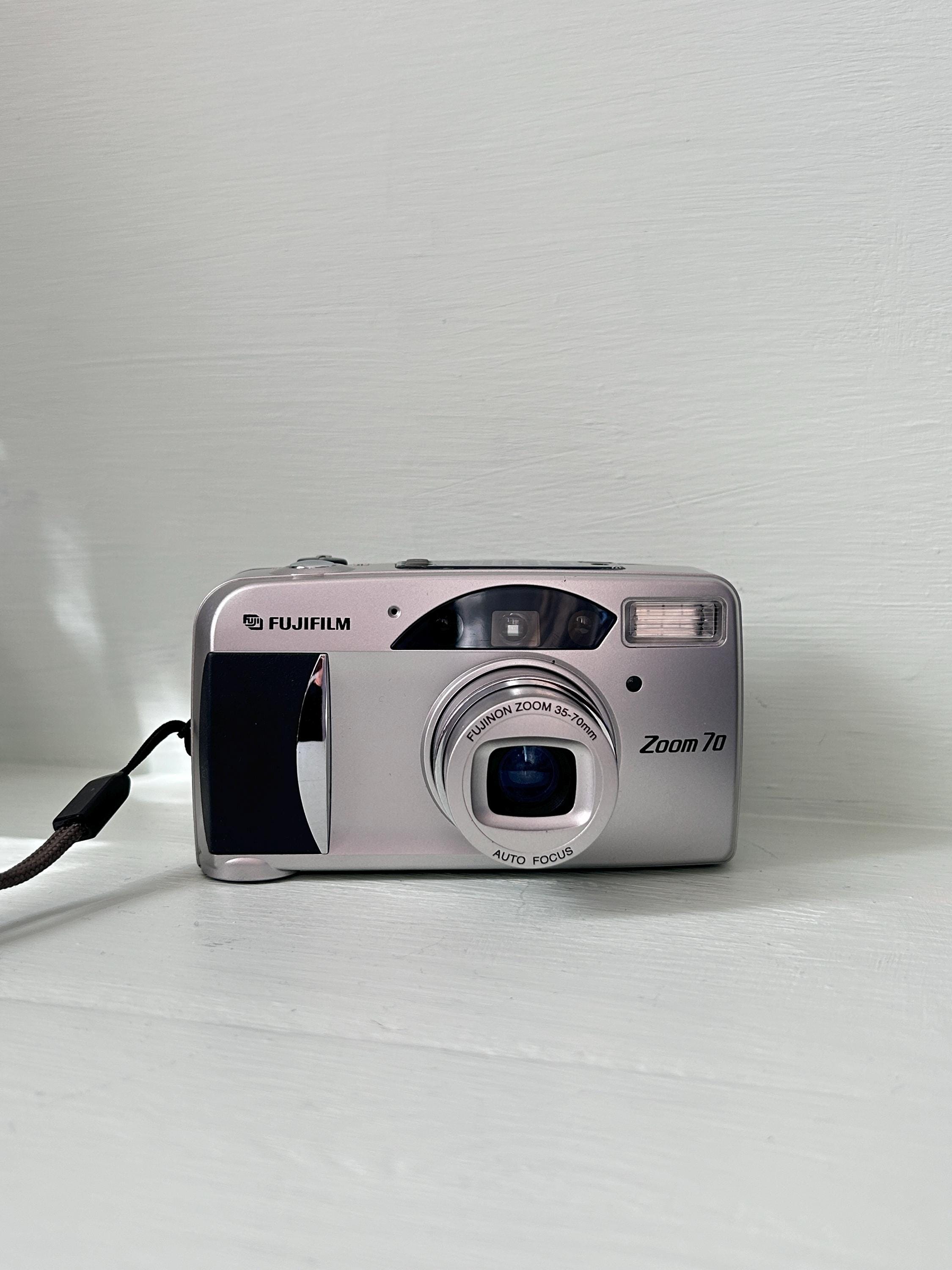 FUJIFILM Fujinon Zoom 35-70mm フィルムカメラ Fujifilm ZOOM 70 Compact 35mm Film Camera/very Good Condition