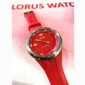 Lorus Ladies Slicone Watch Pink Color/ Very good  Condition.Almost Unused/ LORUS Y121/Woman Watch/ Seiko watch
