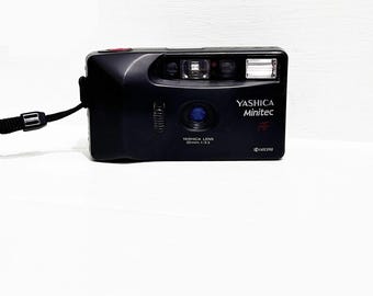 ヤシカ クリアルック FF 京セラ コンパクト 35 mm フィルムカメラ
