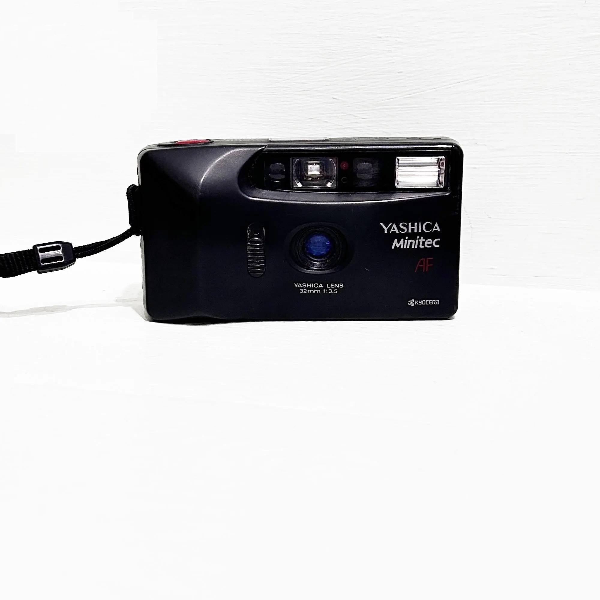 YASHICA T4 コンパクトフィルムカメラ Yashica T4 Review:The Cult Film Camera | MPB