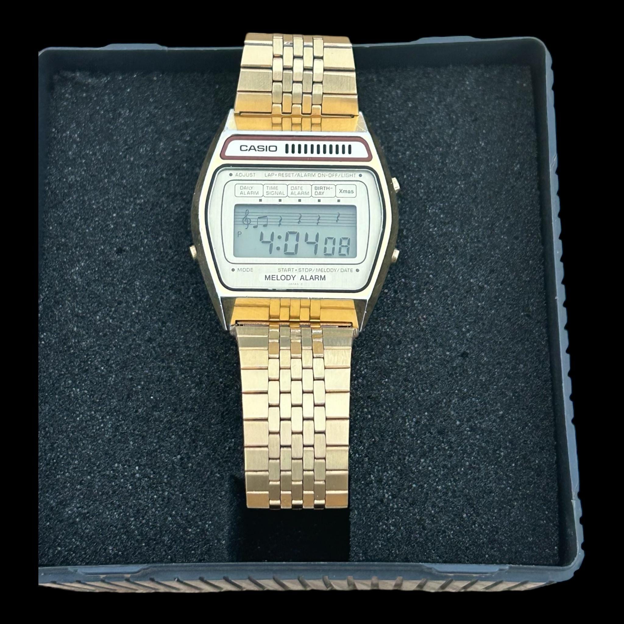 ULTRA RARE Gold Color Vintage Casio Melody Alarm Watch 407 M-521G