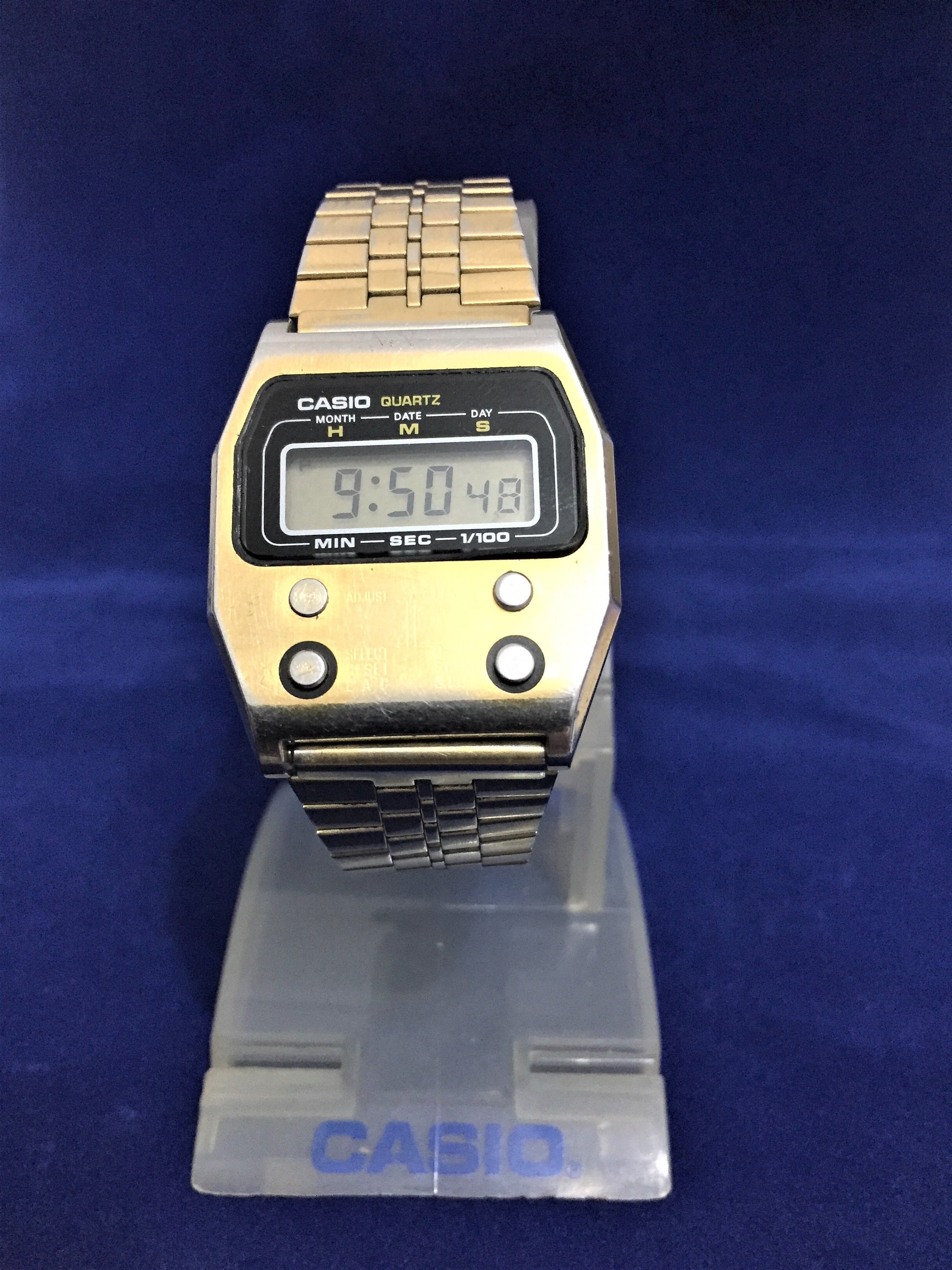 Vintage Rare Casio 52QGS-14 / Montre à quartz LCD numérique / Plaqué or  Fabriqué au Japon / Très bon état / Acier inoxydable TOP GP. 132238 -   Canada