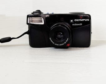 Vintage Olympus Infinity Zoom 211 35mm/ Film Camera W 38 to 70