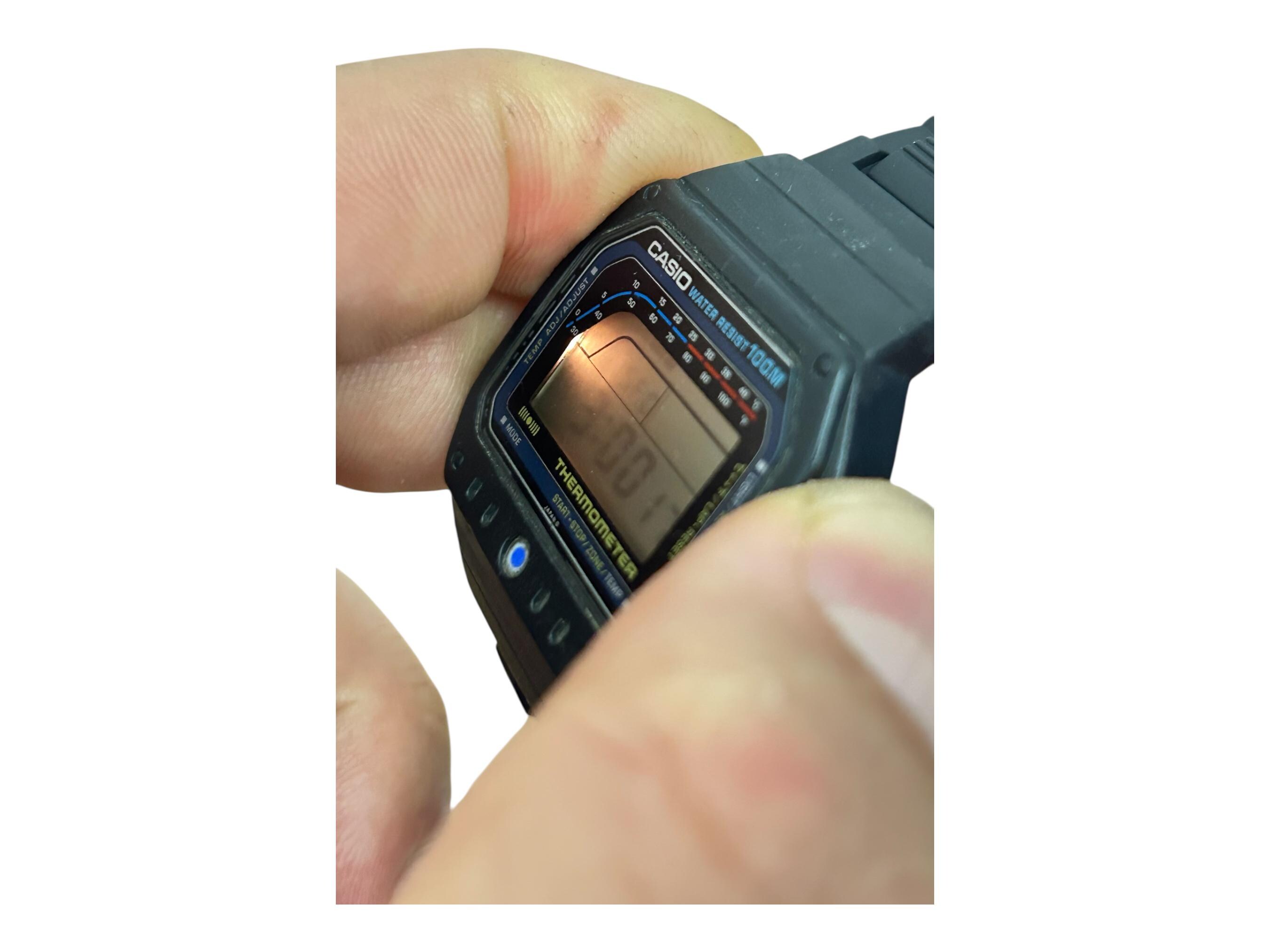 希少なヴィンテージ カシオ TS-1200 温度計付きデジタル腕時計