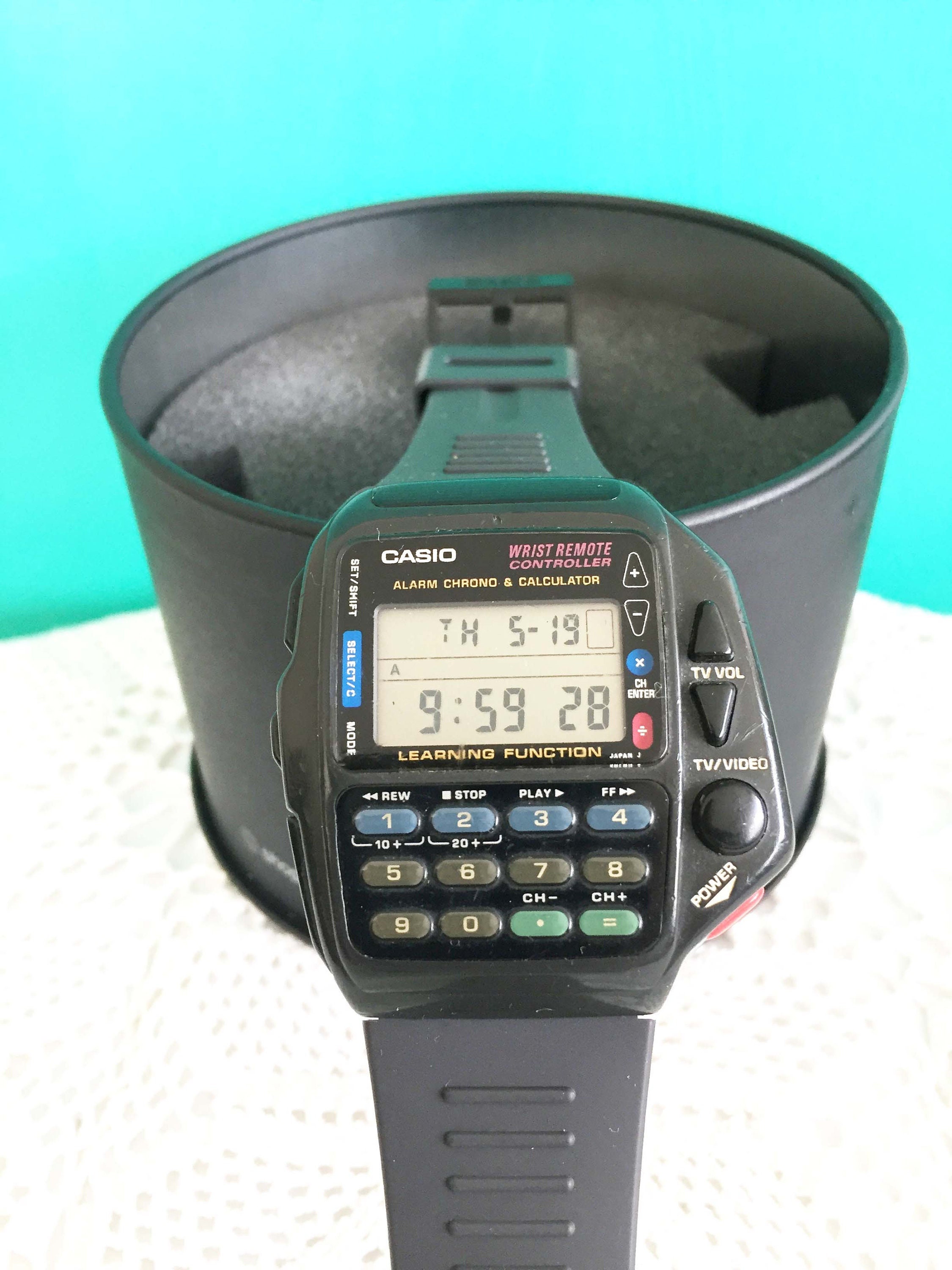 Montre casio online telecommande tv