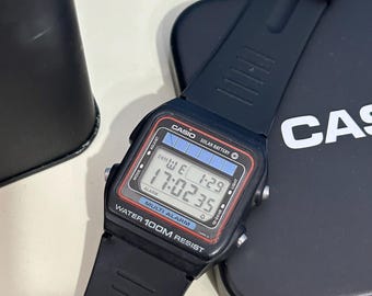 カシオw-600　オールドデジタル　CASIO W-600 電池交換済　ソーラー カシオw-600オールドデジタルCASIO W-600 電池交換済ソーラー