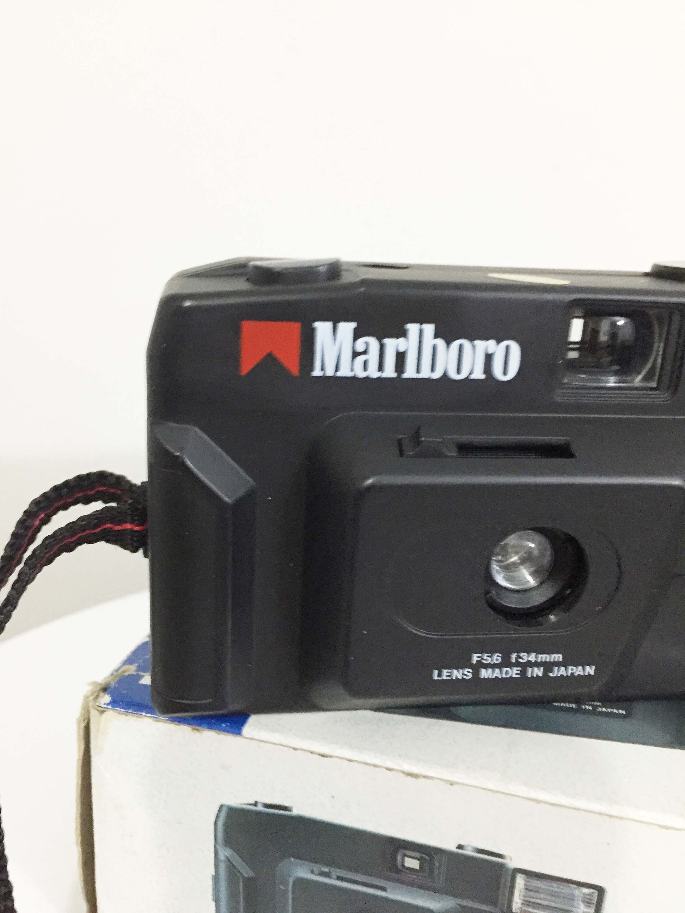 ビンテージ35mmフィルムカメラ - コレクター向けコンパクトカメラ