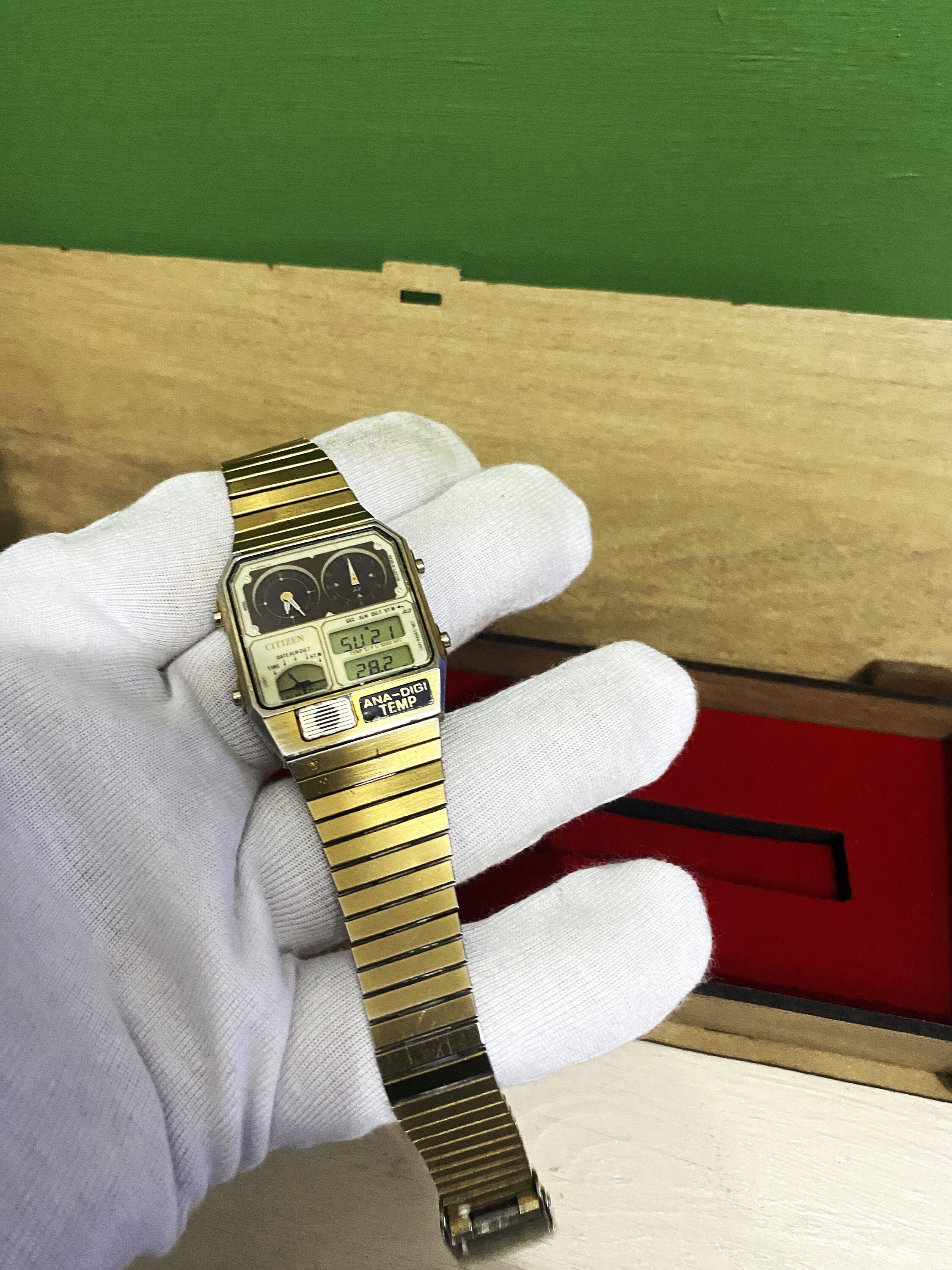 Citizen digi temp hotsell