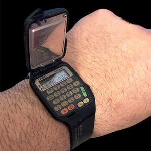 Relógio Casio Flip Top FTP-30 com mostrador branco / Mod: 761 / Relógio masculino, fabricado no Japão, funciona bem / Em ótimo estado / Calculadora Flip Top colecionável