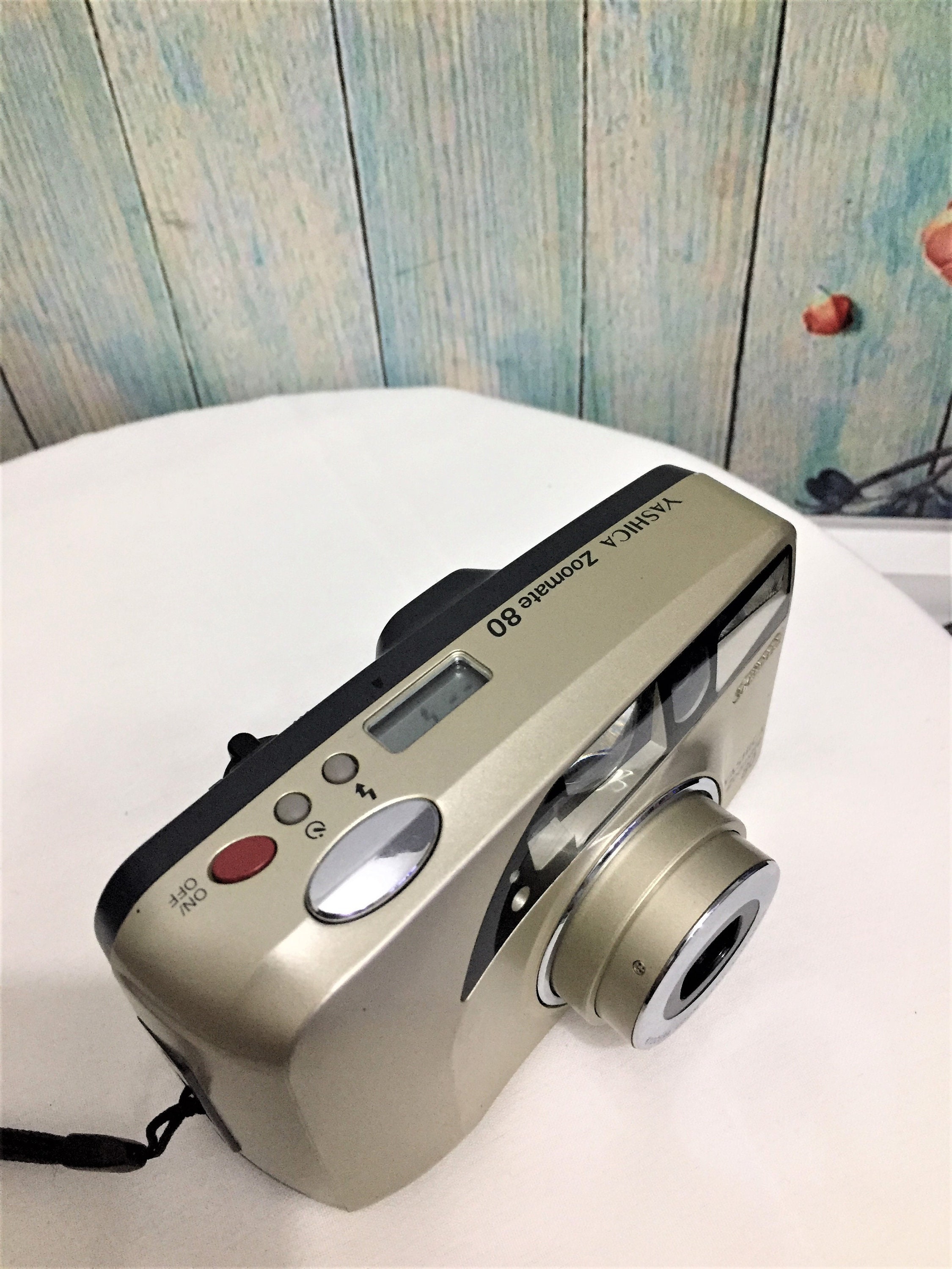 ヴィンテージ ヤシカ ズームメイト 80 ポイントアンドシュート 35 mm