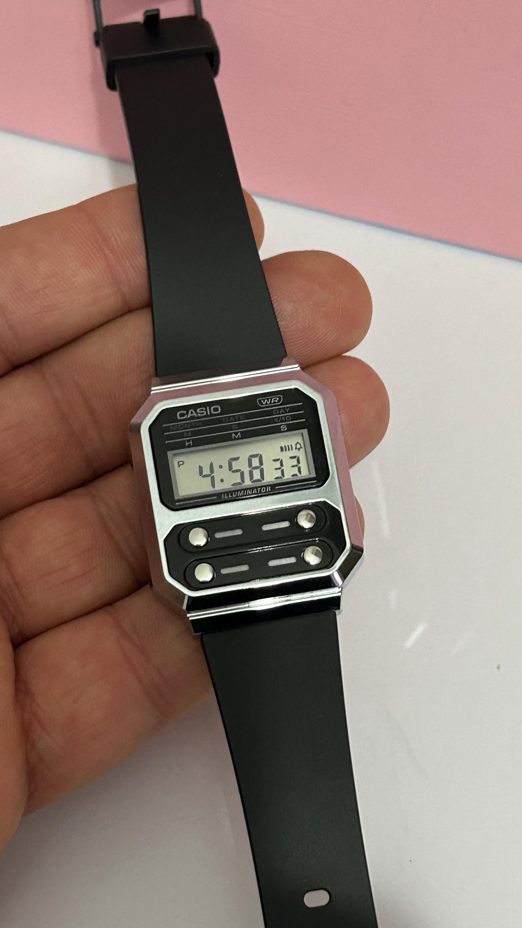 ブラックカラー CASIO A100WE ブラックカラー デジタル腕時計 カシオ