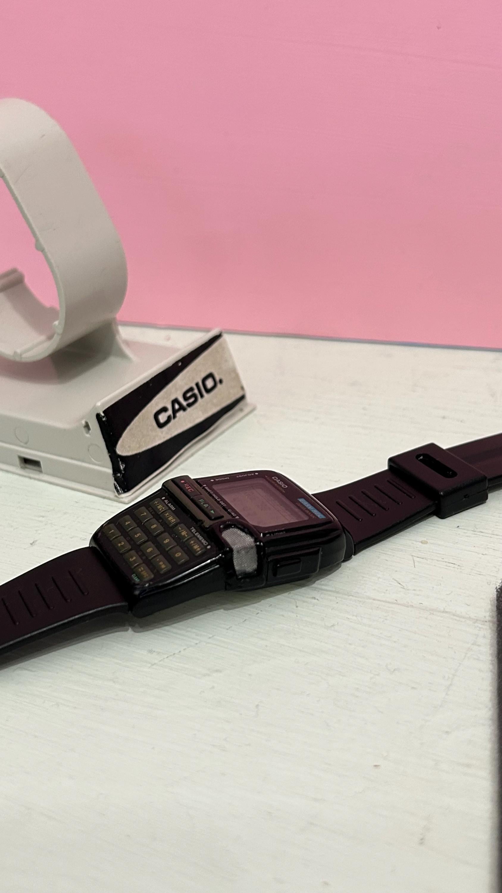 Vintage Casio DBC-V50 Easy Rec Data Bank Wrist Watch