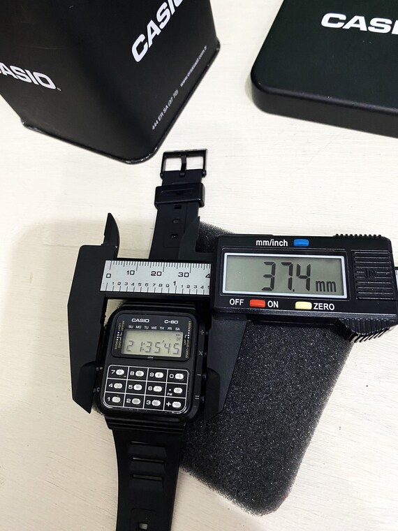 NOS Nouvelle Montre Vintage Casio C-801 En Verre Plexi Cristal