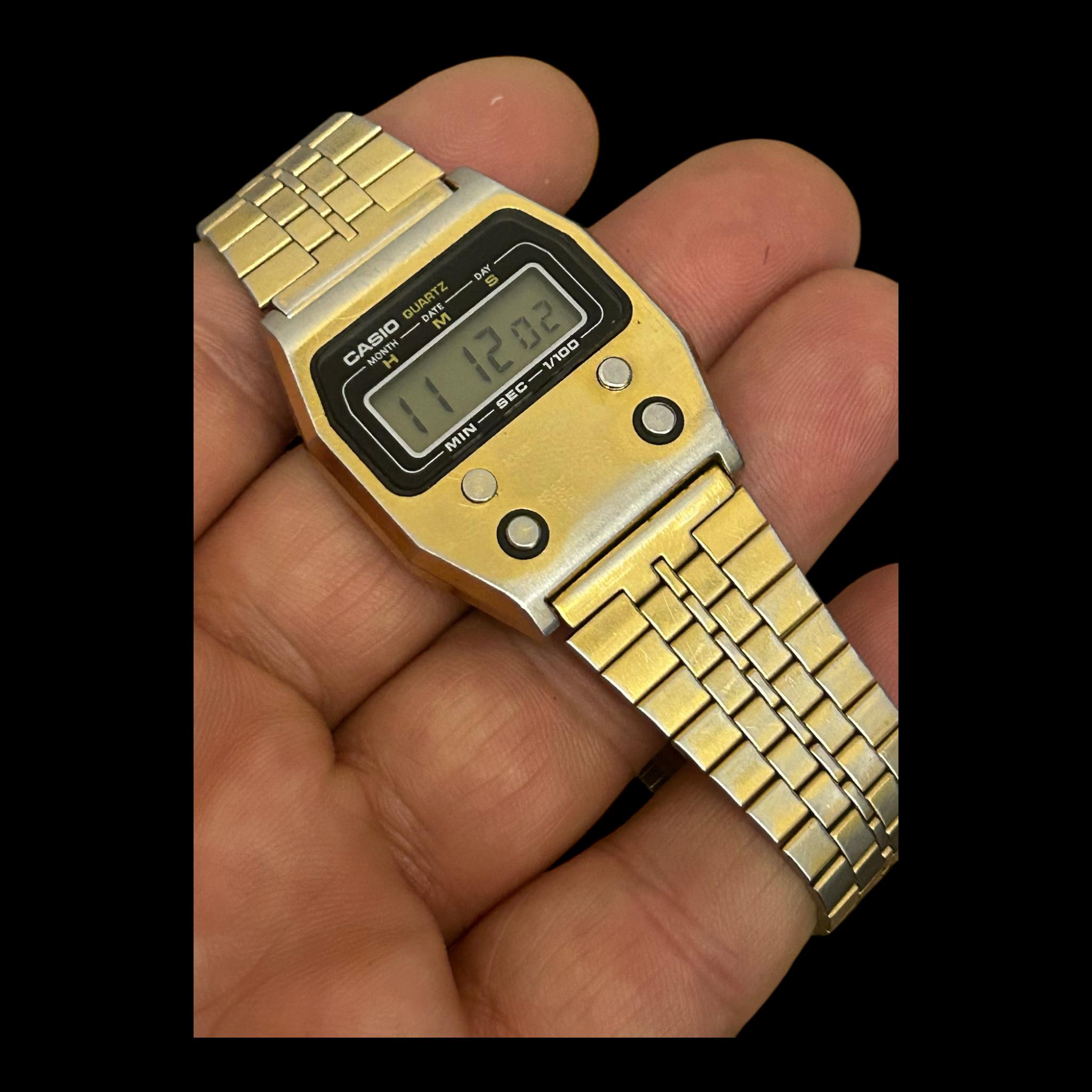 ヴィンテージ レア カシオ 52QGS-14 / デジタル LCD クォーツ腕時計