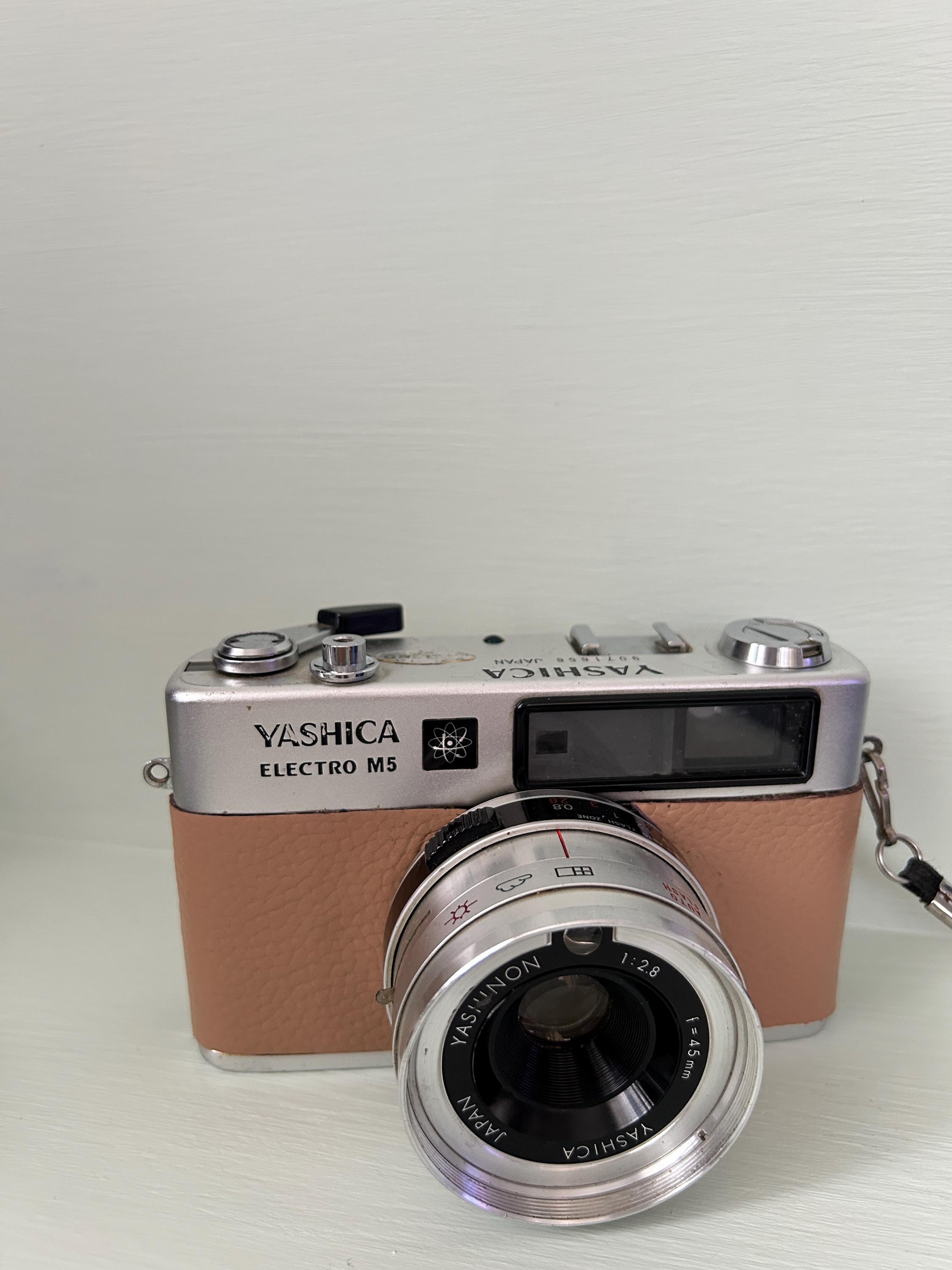 Vintage Very RARE Yashica Electro M5/ / Collectible Camera Electro