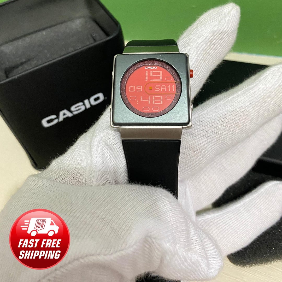 Very Rare Retro CASIO FUTURIST LA 2001 Red Dial Rubber Strap Steel Case genuine Gents Digital Wristwatc Mod 2999 Vintage Casio Etsy
