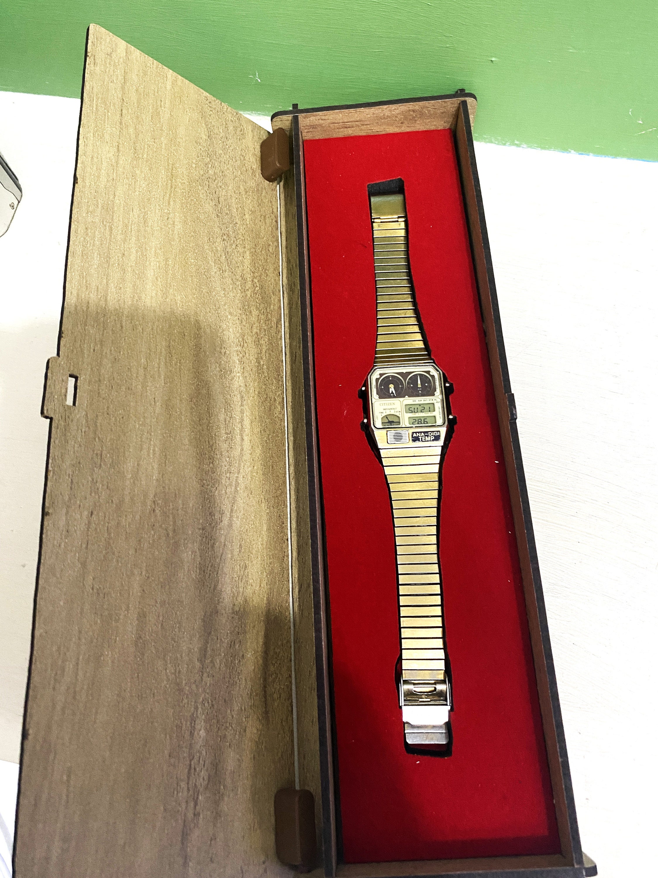 Rare Vintage CITIZEN Ana-digi TEMP 8984-086503Y Wrist Watch Rare Vintage CITIZEN Ana-digi TEMP 8984-086503Y Wrist Watch