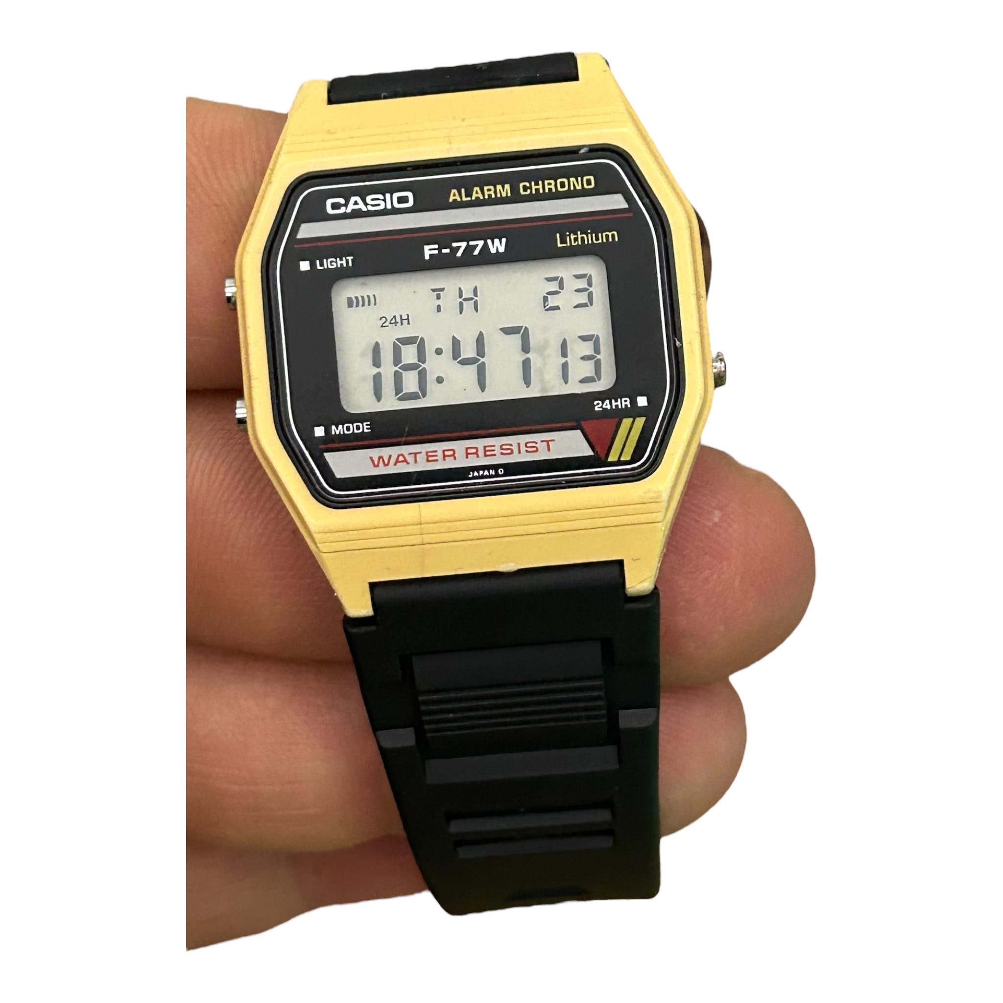 RARE COLOR Casio Quartz F-77W Digital Vintage Men's Watch 1980s