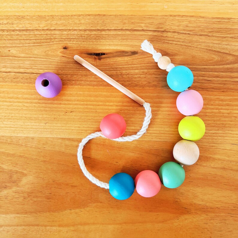 Wood Lacing Toy Rainbow, Montessori Baby Toys, Waldorf Wooden Toys for Toddlers, Learning Toys