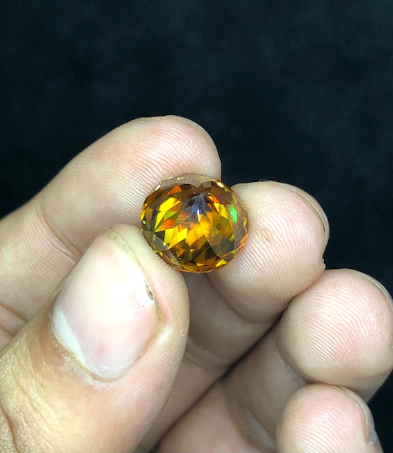Reddish Orange Sphene Gemstone: 8.720 CT Round Cut Titanite - Etsy