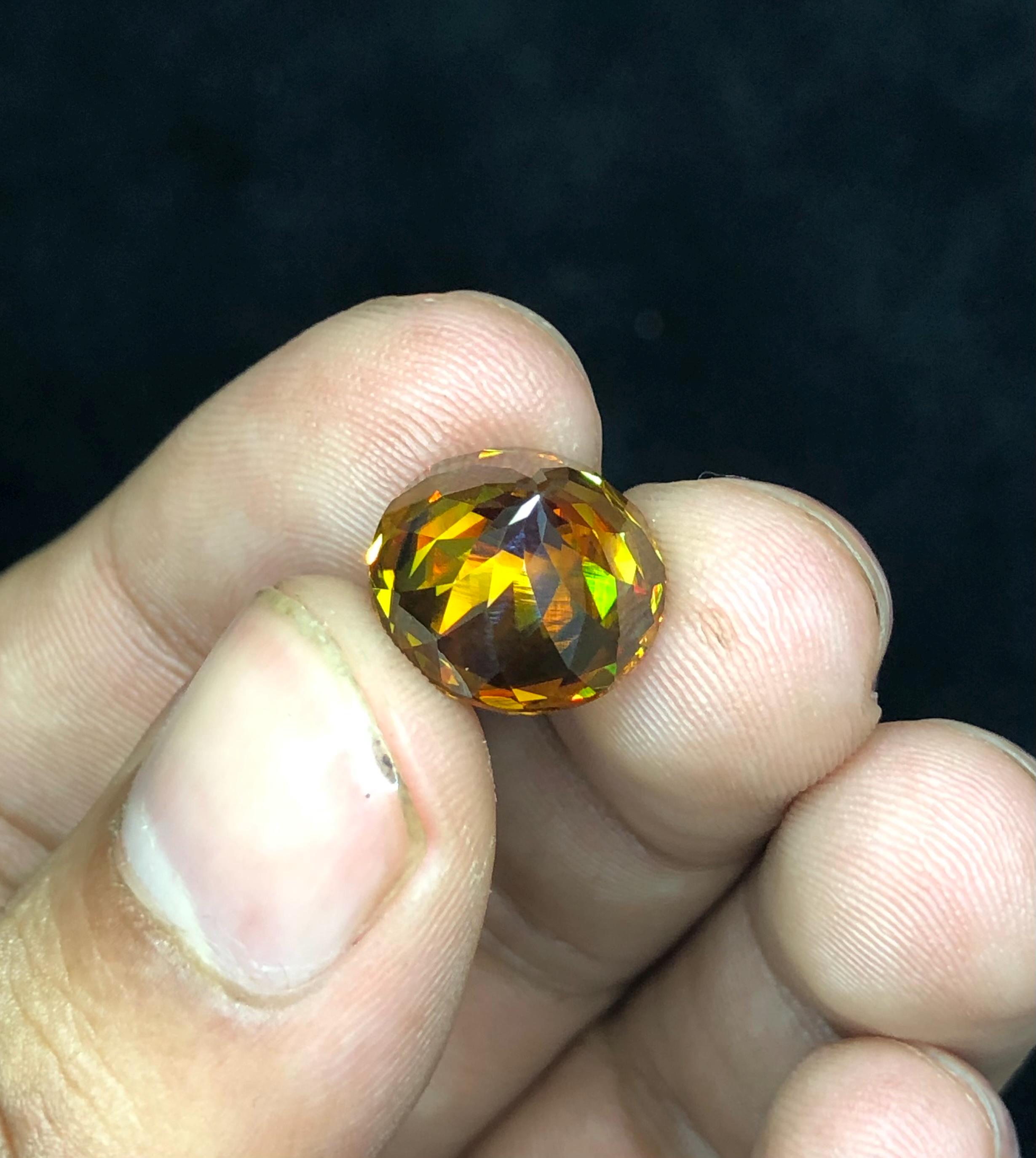 Reddish Orange Sphene Gemstone: 8.720 CT Round Cut Titanite - Etsy