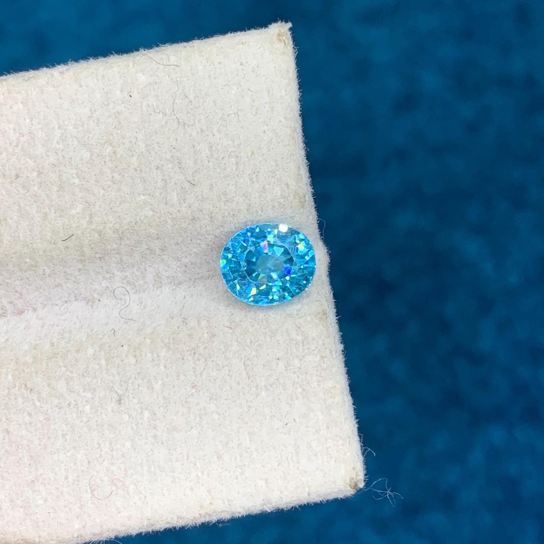 Anello Astrologico Zircone Naturale Certificato - 9.25 Ratti (8.52 Carati) - Regolabile Per Uomo E Donna - Rashi Ratna