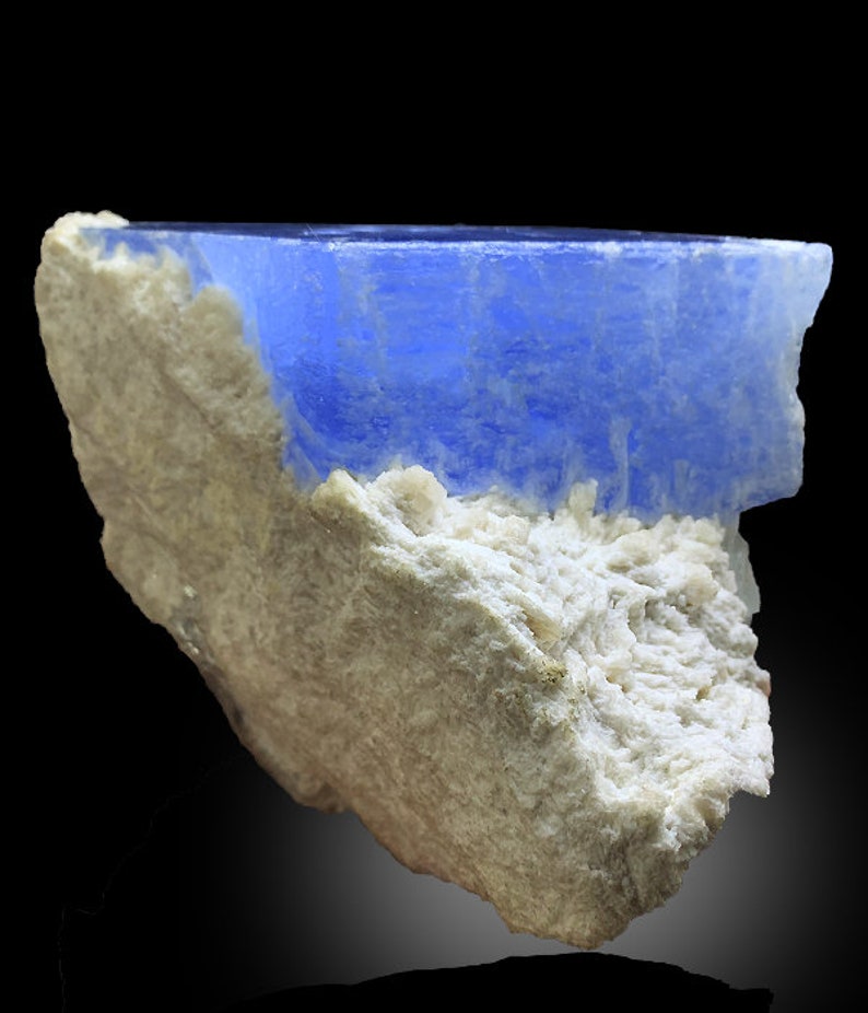 Blue Beryl Aquamarine Specimen, Deep Blue Color Aquamarine Crystal