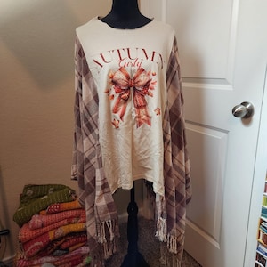 Homemade Autumn Girly T Shirt Poncho Size Large/ Extra Large