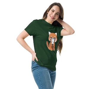 Kawaii red panda eating onigiri | Unisex classic tee | Kawaii t-shirt, kawaii tee