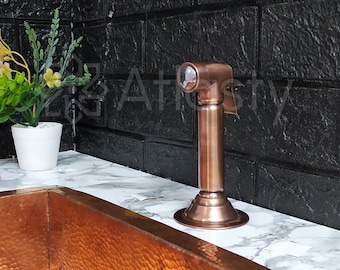 Pulverizador de cocina artesanal de cobre macizo, de fabricación marroquí.