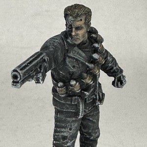 Miniatura Pintada / Miniaturas Papsikels / Cyberpunk / Ficção Científica /Arnie /Cibernético/NPC/ Robo