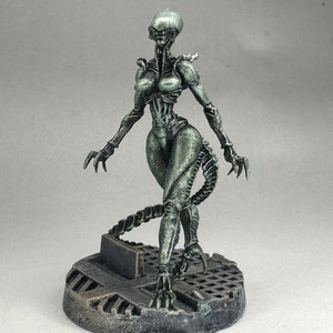 Painted Miniature/Papsikels Miniatures/Gigerian Succubus /Xenomorph/Alien/Cyberpunk/Shadowrun/Killteam