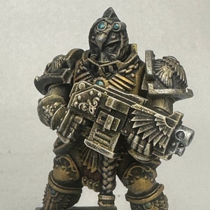 Painted Miniature/Royal Guard/Golden Space Warrior