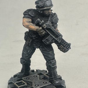 Painted Miniature / Papsikels Miniatures/ Cyberpunk / Sci fi / Player Character /Colonial Marine
