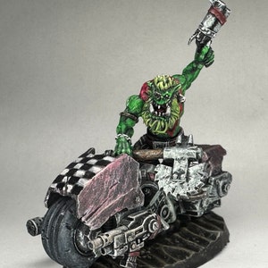 Painted miniature, custom kitbash, Ork Biker, Speed freak