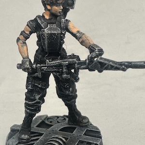 Painted Miniature / Papsikels Miniatures/ Cyberpunk / Sci fi / Player Character /Colonial Marine