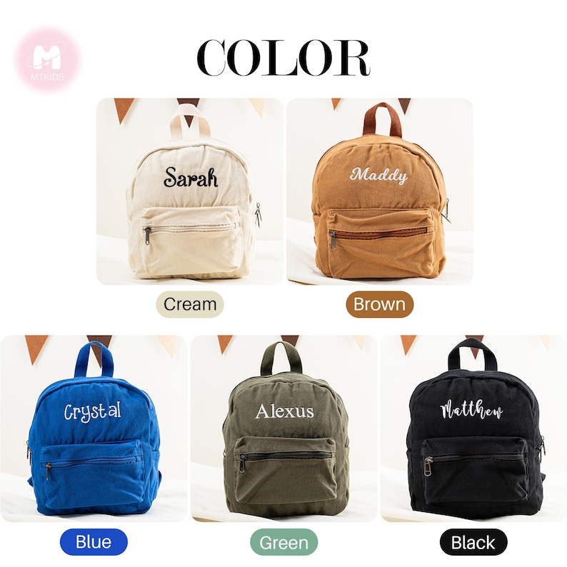 K&ouml;nnte beinhalten: F&uuml;nf personalisierte Canvas-Rucks&auml;cke in verschiedenen Farben: Creme, Braun, Blau, Gr&uuml;n und Schwarz. Jeder Rucksack hat eine Rei&szlig;verschlusstasche und einen bestickten Namen auf der Vorderseite. Die Namen sind Sarah, Maddy, Crystal, Alexus und Matthew.